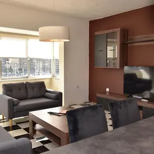 2 Bedroom, Bright & Floor - 5 Appartamento